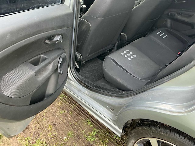 Fiat grande punto 1.4-16v sport personenauto - afbeelding 22 van  37