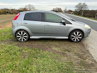 Fiat grande punto 1.4-16v sport personenauto - afbeelding 32 van  37