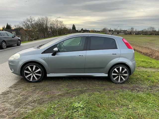 Fiat grande punto 1.4-16v sport personenauto - afbeelding 36 van  37