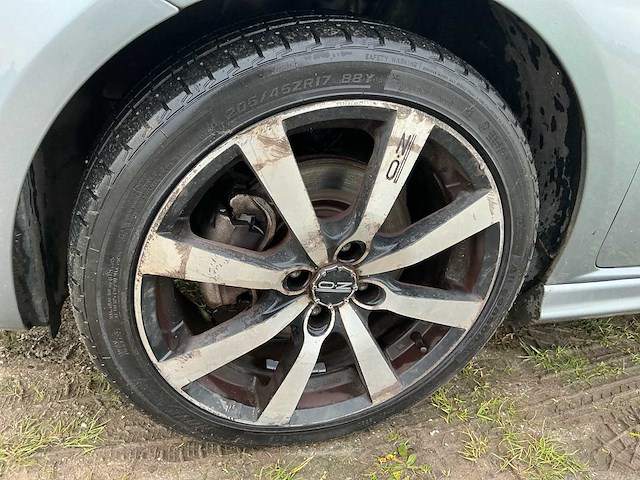 Fiat grande punto 1.4-16v sport personenauto - afbeelding 37 van  37