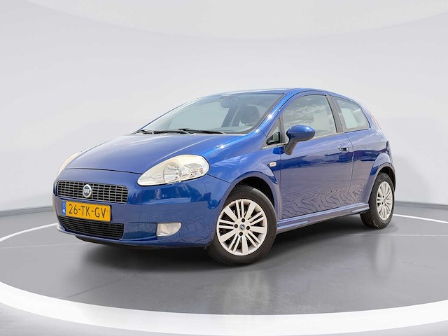 Fiat grande punto 1.4 | 26-tk-gv i - afbeelding 1 van  25