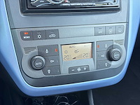 Fiat grande punto 1.4 | 26-tk-gv i - afbeelding 11 van  25