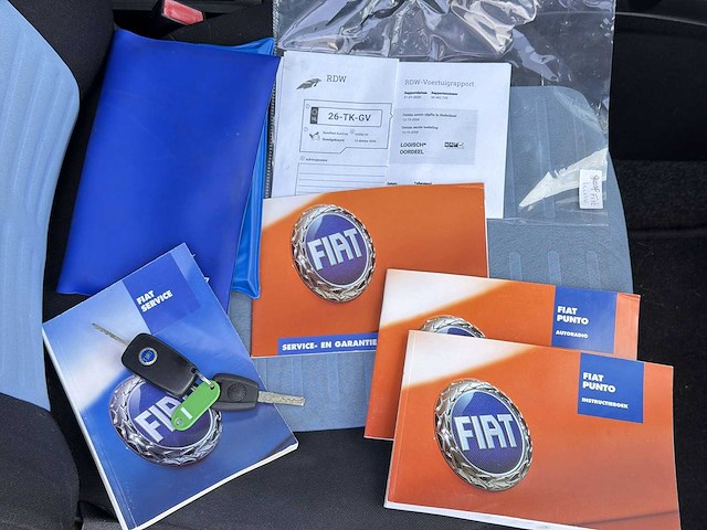Fiat grande punto 1.4 | 26-tk-gv i - afbeelding 18 van  25
