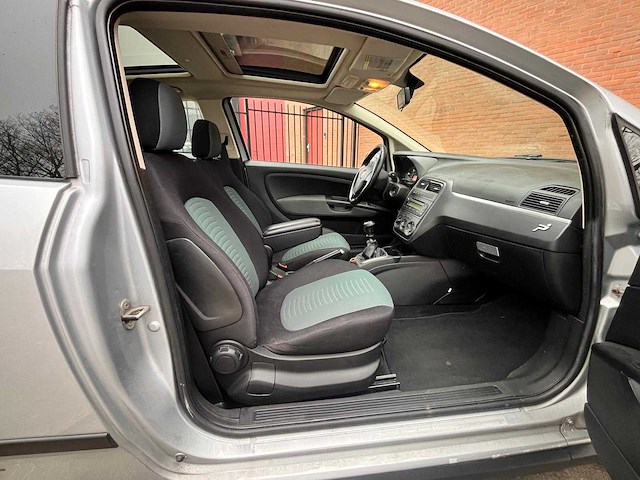 Fiat grande punto 1.4 abarth uitvoering, 21-gbp-4 - afbeelding 3 van  17