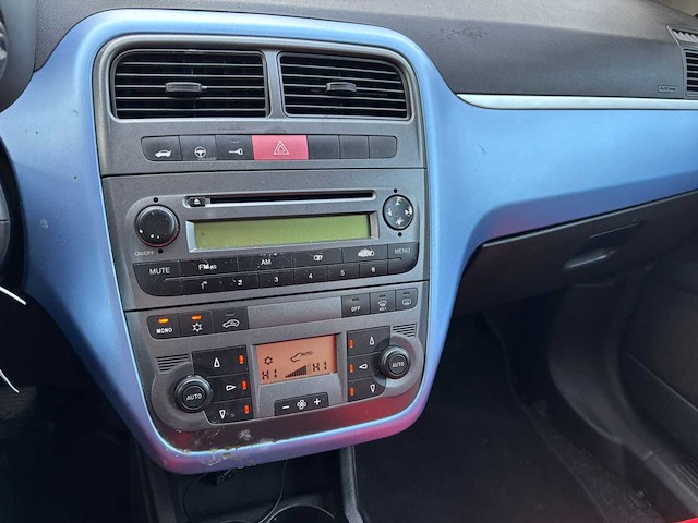 Fiat grande punto 1.4 dynamic, 23-tx-lb - afbeelding 10 van  11