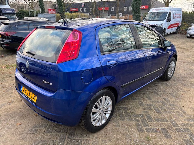 Fiat grande punto 1.4 dynamic, 23-tx-lb - afbeelding 3 van  11