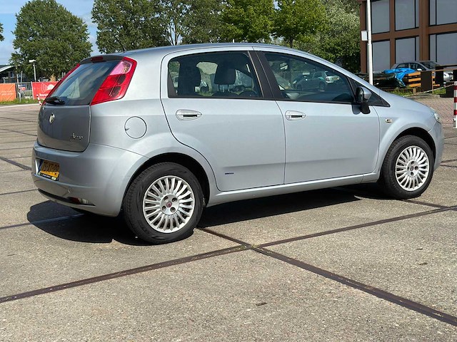 Fiat grande punto 1.4 dynamic, 75-xt-pb - afbeelding 2 van  12