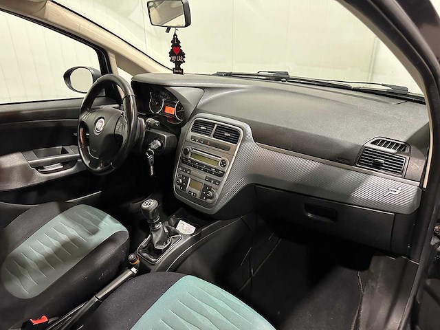 Fiat grande punto 1.4 edizione lusso 31-hnv-9 - afbeelding 3 van  21