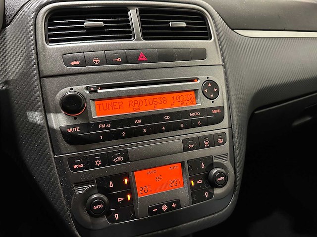 Fiat grande punto 1.4 edizione lusso 31-hnv-9 - afbeelding 9 van  21