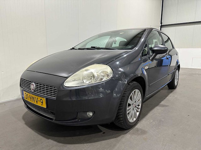 Fiat grande punto 1.4 edizione lusso 31-hnv-9 - afbeelding 1 van  21