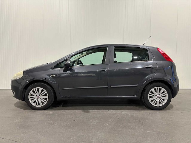 Fiat grande punto 1.4 edizione lusso 31-hnv-9 - afbeelding 12 van  21
