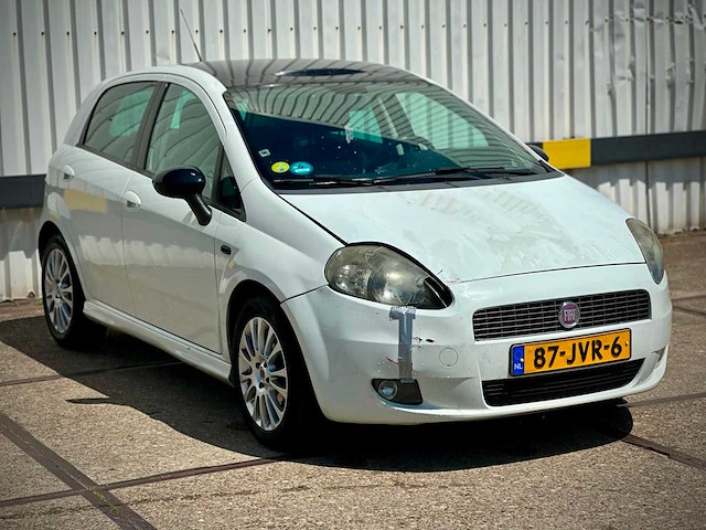Fiat grande punto 1.4 nerobianco , 87-jvr-6 - afbeelding 5 van  12