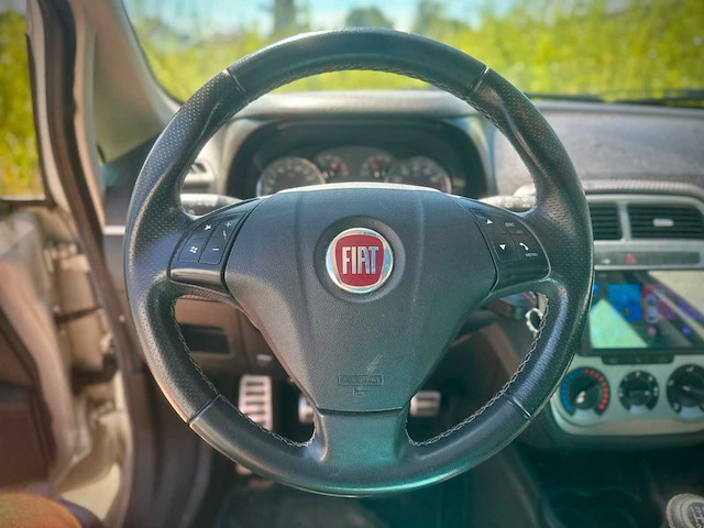 Fiat grande punto 1.4 nerobianco , 87-jvr-6 - afbeelding 11 van  12