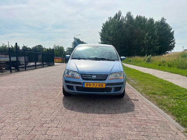 Fiat idea 1.4-16v dynamic 2004 | 99-pj-rk i - afbeelding 4 van  8