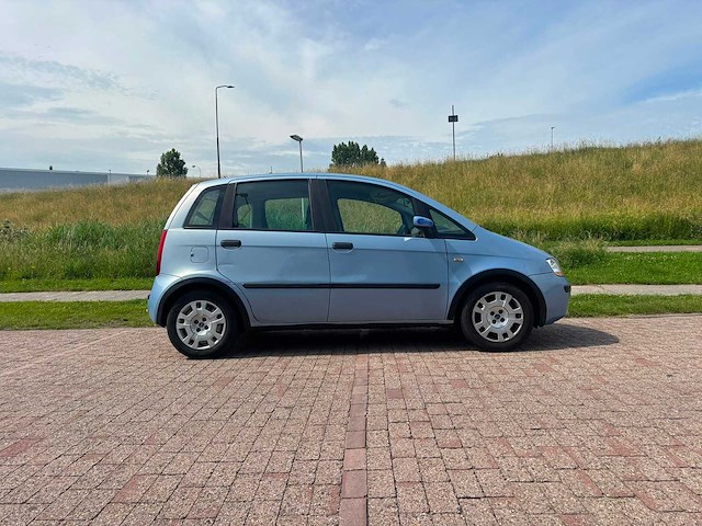 Fiat idea 1.4-16v dynamic 2004 | 99-pj-rk i - afbeelding 11 van  13