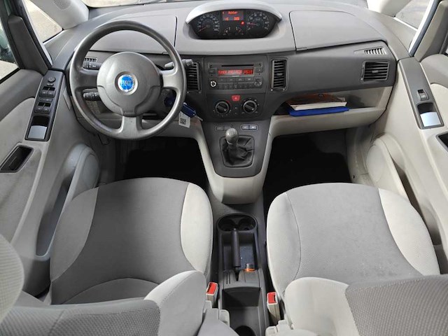 Fiat idea 1.4-16v dynamic, 89-pj-hl - afbeelding 12 van  14