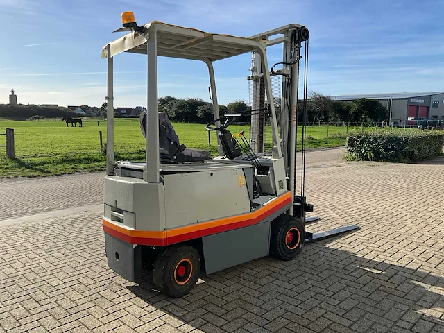 Fiat om e20 vorkheftruck - afbeelding 7 van  13