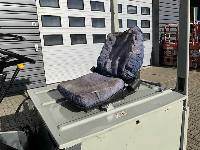 Fiat om e20 vorkheftruck - afbeelding 12 van  13
