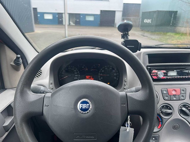 Fiat panda -1.2 dynamic, 66-pb-kr - afbeelding 11 van  19
