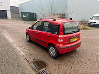 Fiat panda -1.2 dynamic, 66-pb-kr - afbeelding 9 van  19
