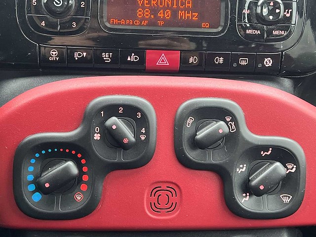 Fiat panda 0.9 twinair lounge 2014 | 6-xkr-17 - afbeelding 14 van  24