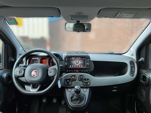 Fiat panda 1.0 hybrid city life 2022 | r-360-hk - afbeelding 18 van  27
