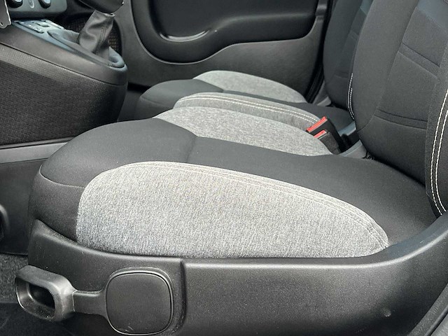 Fiat panda 1.0 hybrid city life 2022 | r-360-hk - afbeelding 24 van  27