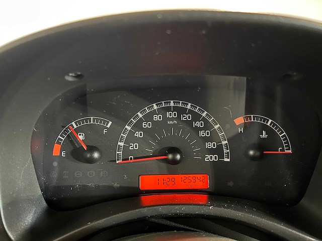 Fiat panda 1.1 actual, 6-tzz-08 - afbeelding 2 van  17
