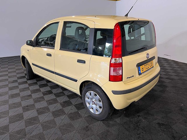 Fiat panda 1.1 actual, 6-tzz-08 - afbeelding 14 van  17