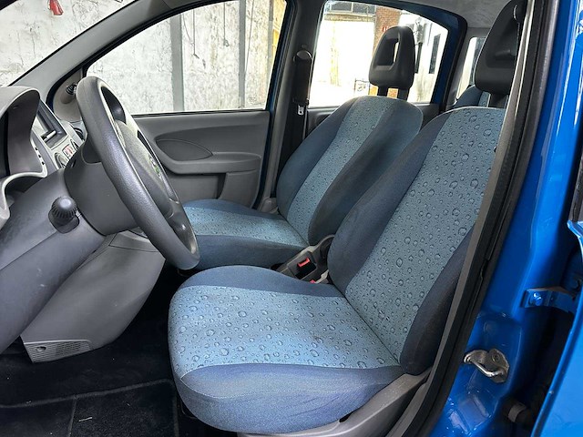 Fiat panda 1.1 young 54pk 2006 (origineel-nl), 17-sk-dz - afbeelding 16 van  31
