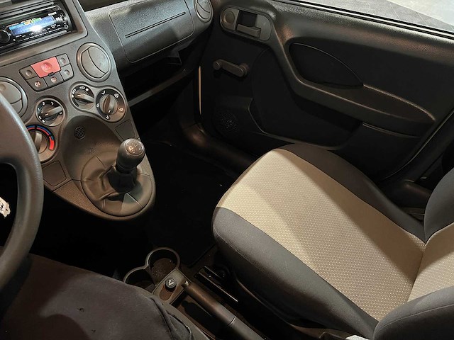 Fiat panda 1.2 actual, 61-nhv-3 - afbeelding 4 van  13