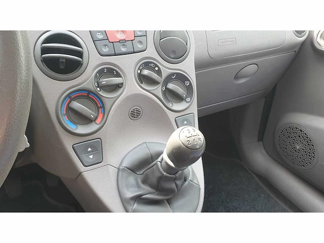 Fiat panda 1.2 class , 09-rs-fs - afbeelding 9 van  11