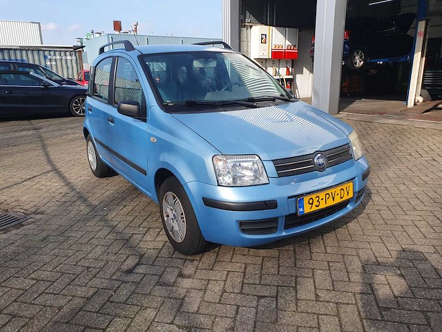 Fiat panda 1.2 class, 93-pv-dv - afbeelding 3 van  7
