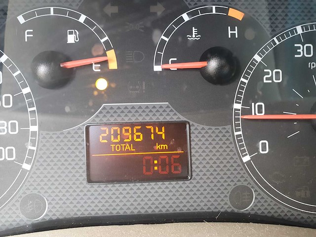 Fiat panda 1.2 class, 93-pv-dv - afbeelding 9 van  9