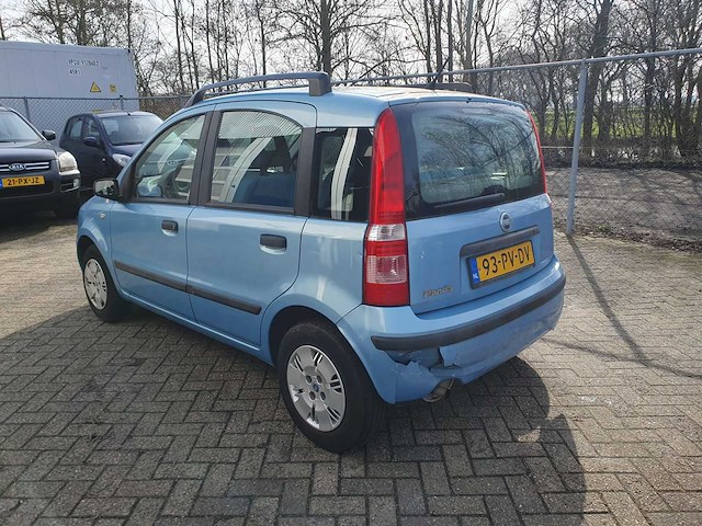 Fiat panda 1.2 class, 93-pv-dv - afbeelding 2 van  2