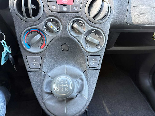 Fiat panda 1.2 classic , 03-xpr-8 - afbeelding 6 van  20