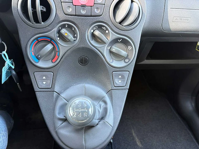 Fiat panda 1.2 classic , 03-xpr-8 - afbeelding 6 van  20