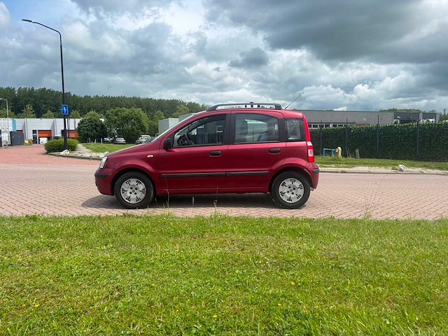 Fiat panda 1.2 dynamic 2003 | 63-nl-ll i - afbeelding 2 van  12