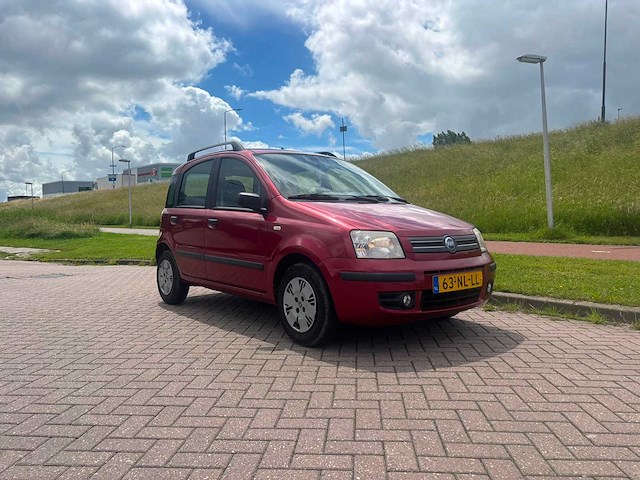 Fiat panda 1.2 dynamic 2003 | 63-nl-ll i - afbeelding 10 van  12