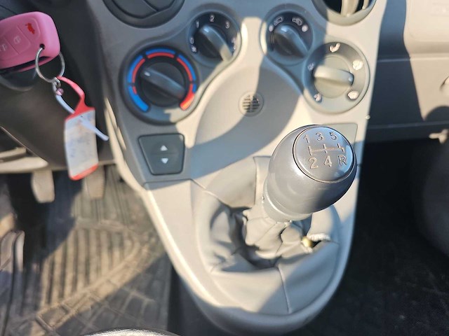 Fiat panda 1.2 dynamic 2004 | 70-pf-bj - afbeelding 8 van  18