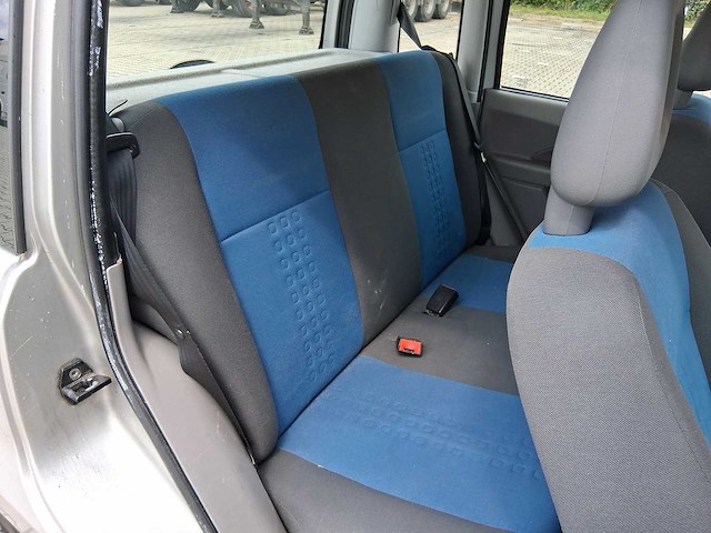 Fiat panda 1.2 dynamic 2005 | 79-rf-hp - afbeelding 12 van  25
