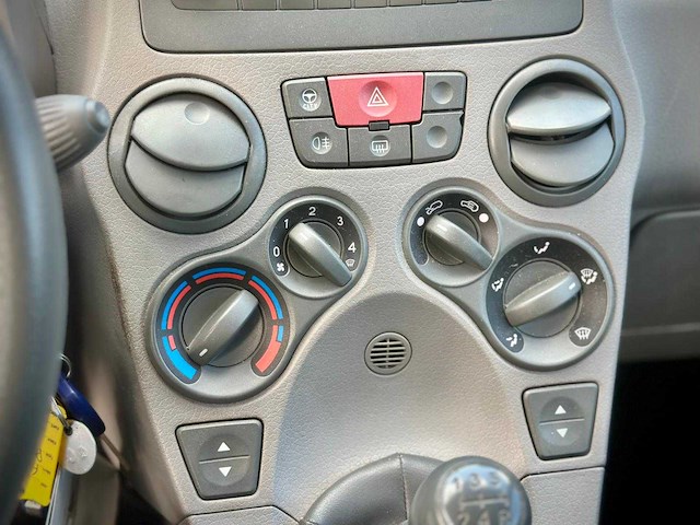 Fiat panda 1.2 dynamic, 58-pv-hb - afbeelding 13 van  15