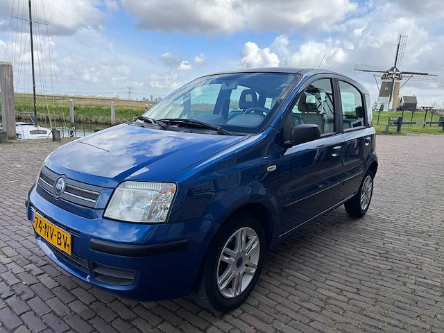 Fiat panda 1.2 dynamic 74-nv-bv - afbeelding 1 van  3