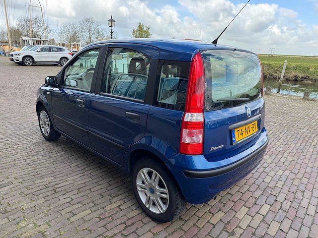 Fiat panda 1.2 dynamic 74-nv-bv - afbeelding 2 van  3