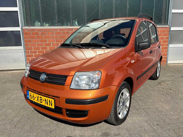 Fiat panda 1.2 emotion - personenauto - afbeelding 1 van  12