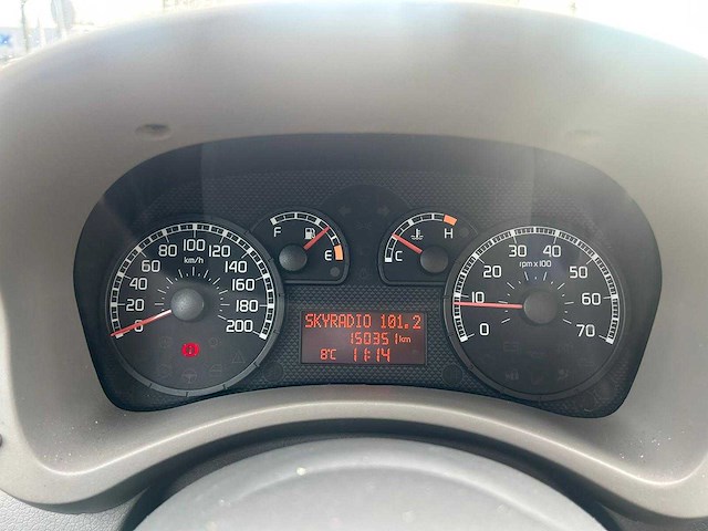 Fiat panda 1.2 emotion 2005 | 25-rg-jx - afbeelding 12 van  17