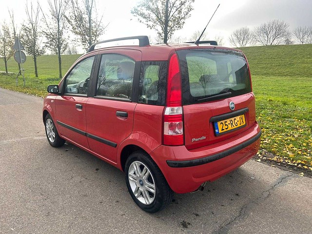 Fiat panda 1.2 emotion 2005 | 25-rg-jx - afbeelding 11 van  13