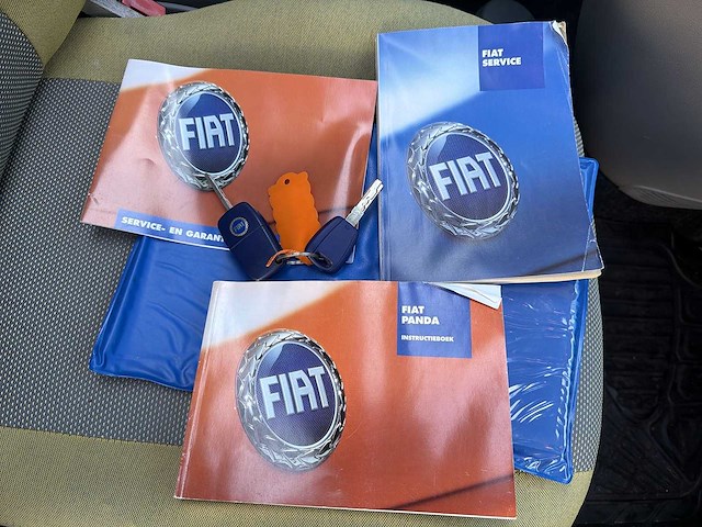 Fiat panda 1.2 emotion | 25-rg-jx - afbeelding 22 van  24