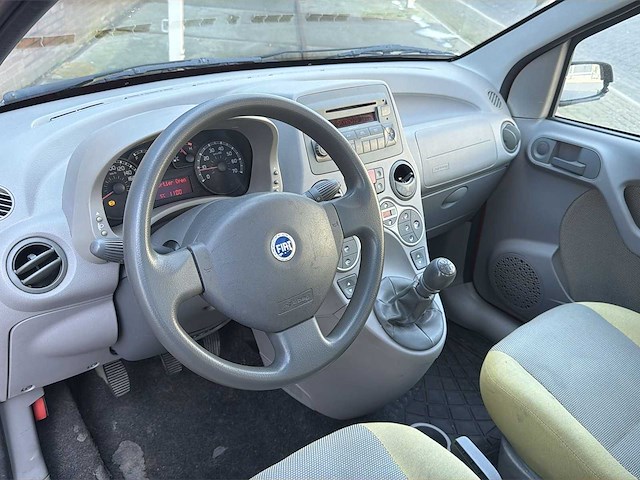 Fiat panda 1.2 emotion | 25-rg-jx - afbeelding 1 van  2