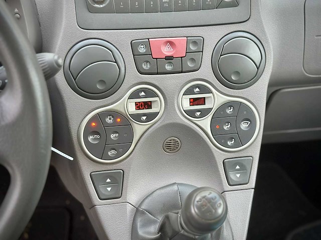 Fiat panda 1.2 emotion , 91-pz-sv - afbeelding 4 van  13